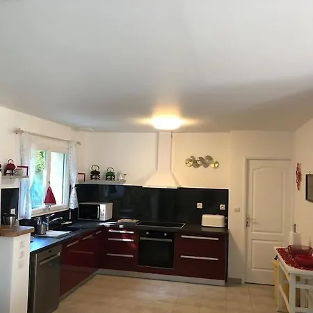 Maison Accueillante En Normandie * מונטיווילייה
