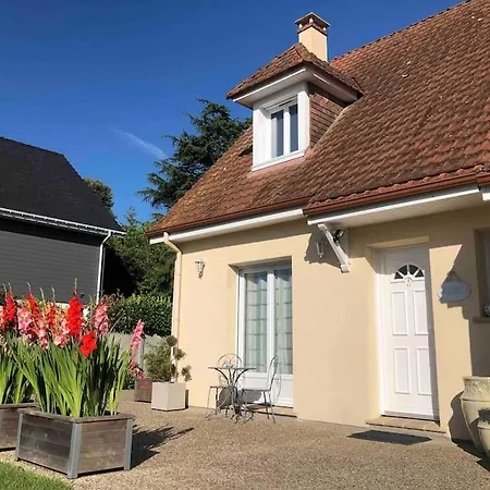 Maison Accueillante En Normandie * מונטיווילייה